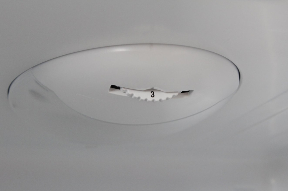 Холодильник BOSFOR BFR 143 W