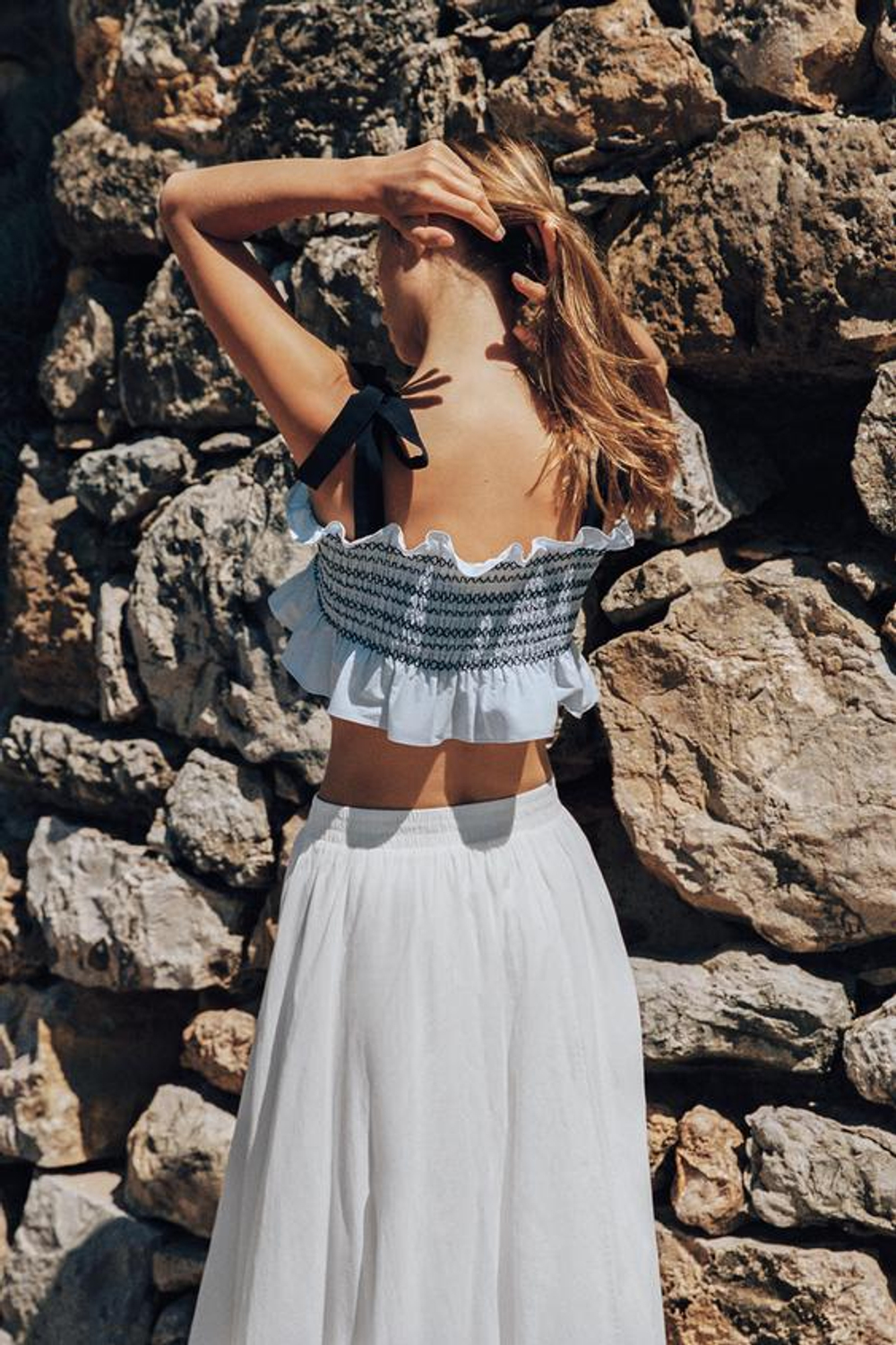 ZARA ТОП С ЗАВЯЗКАМИ И ЖАТКОЙ, СИНИЙ/БЕЛЫЙ