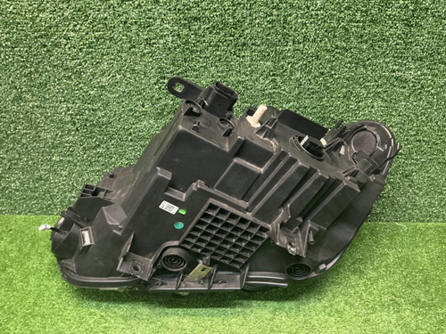 Фара правая BMW X1 F48 (2015-2019) LED