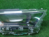 Стекло фары правое Toyota RAV4 5 XA50 (2018-н.в.)