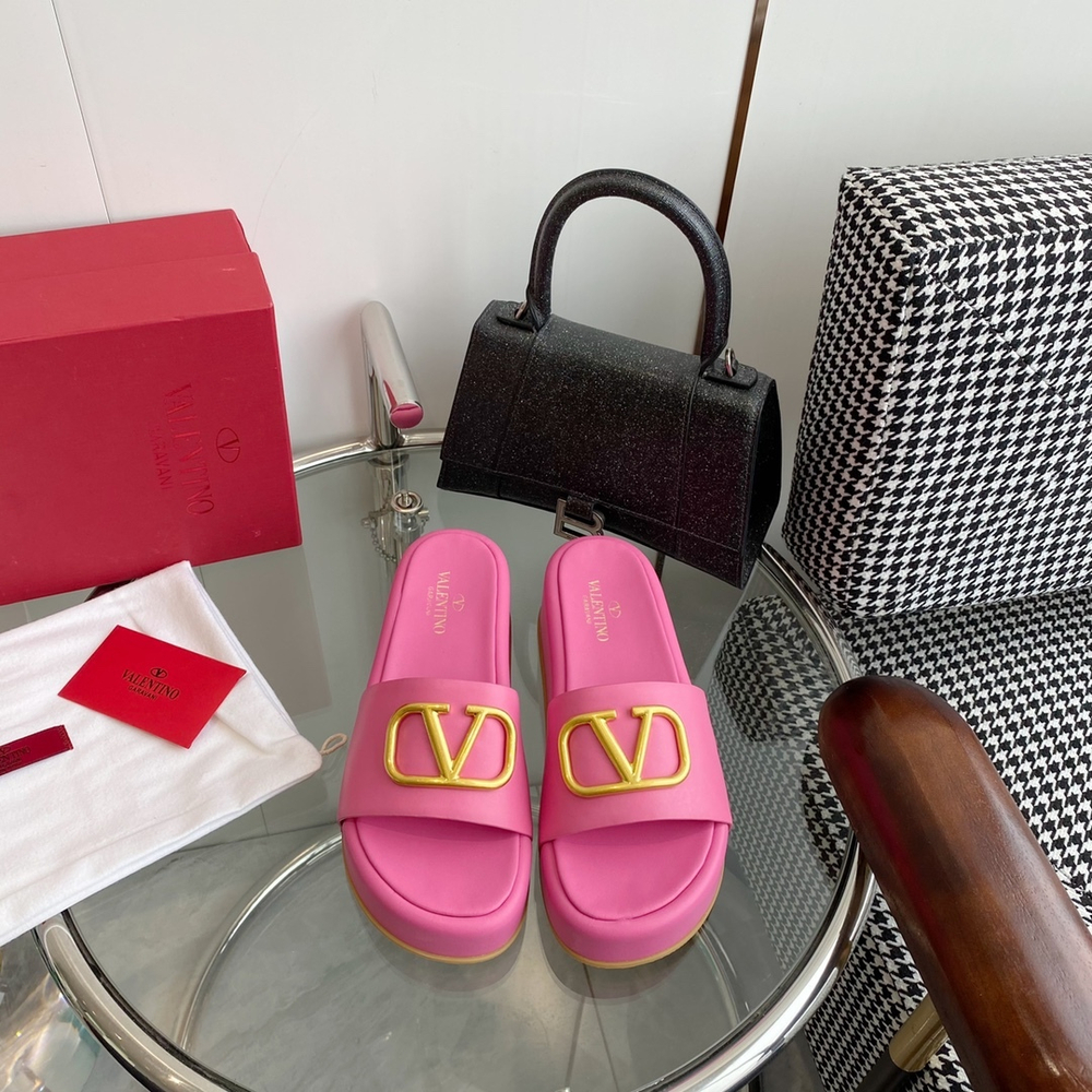 Valentino Vlogo Slide Sandal