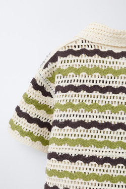 ZARA РУБАШКА ИЗ КРУЖЕВА КРОШЕ С ПРИНТОМ «ЗИГЗАГ», ЭКРЮ/ЗЕЛЕНЫЙ