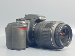 Nikon D3100 kit 18-55mm VR 10700 кадров