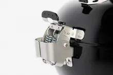 Угольный гриль Weber Master-Touch GBS Premium E-5770, 57 см, чёрный