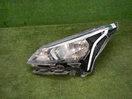 Битая Фара левая Kia Rio 4 (2020-н.в.) галоген