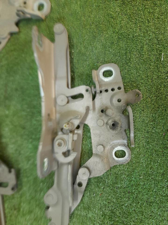 Петля капота Комплект BMW 3er F30 (2011-2020)