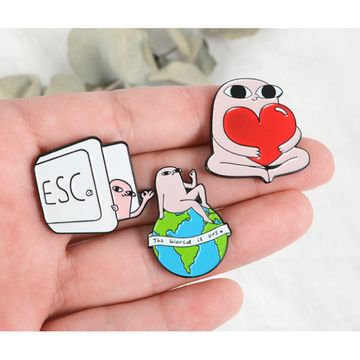 Пин на рюкзак и одежду. Кетнипз. ESC