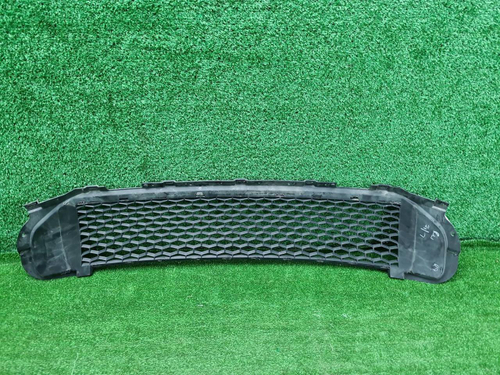 Решетка переднего бампера LR Freelander 2 (10-14)