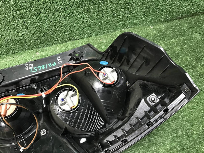 Фонарь левый Chevrolet Aveo T300 (11-20) хэтчбек