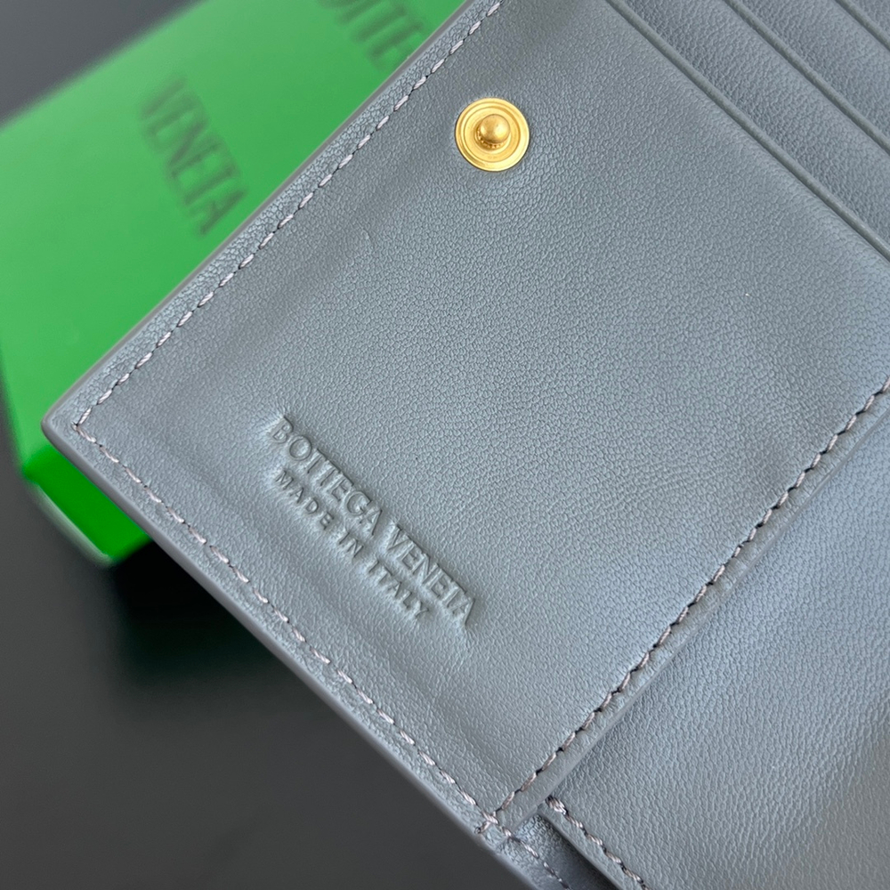 Bottega Veneta Small Intrecciato Bi-Fold Zip Wallet