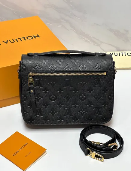 Сумка женская Louis Vuitton Pochette Metis черный