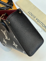 Черная сумка Louis Vuitton Onthego PM с узором монограм