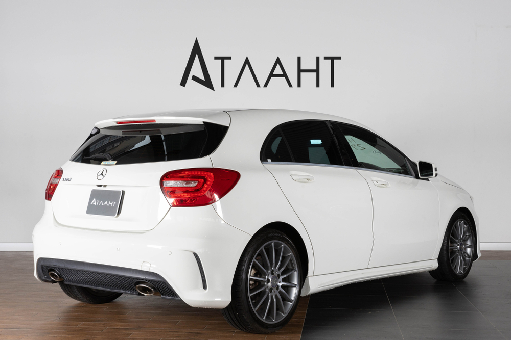 Mercedes-Benz A-Class, 2015 год