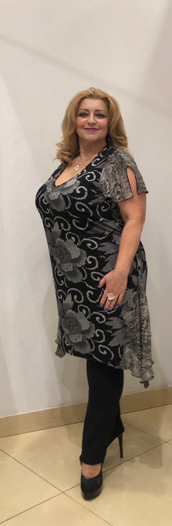 Черно-серая туника-платье с клиньями по низу