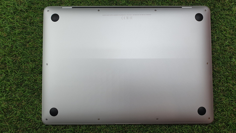 MacBook Air 13.3" 2020 M1  20 циклов