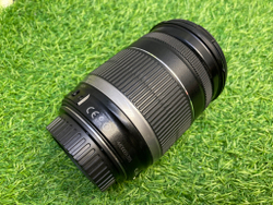 Canon EF-S 18-200mm 3.5-5.6 IS