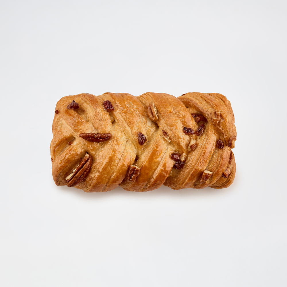 Изделия хлебобулочные слоеные "Косичка "Кленовый пекан" (полуфабрикат замороженный) 0,105кг*42шт С СИРОПОМ