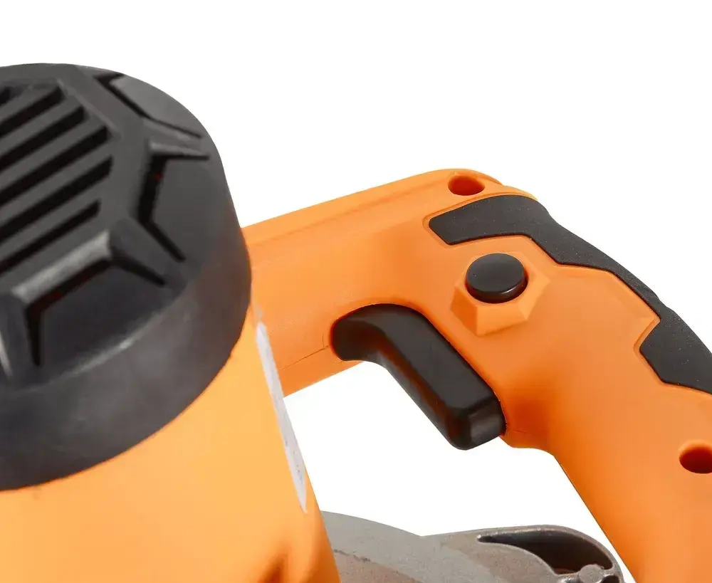 Дисковая пила ДП-1,8-190 Eurolux - 1800Вт, диск 190мм, пропил до 68мм