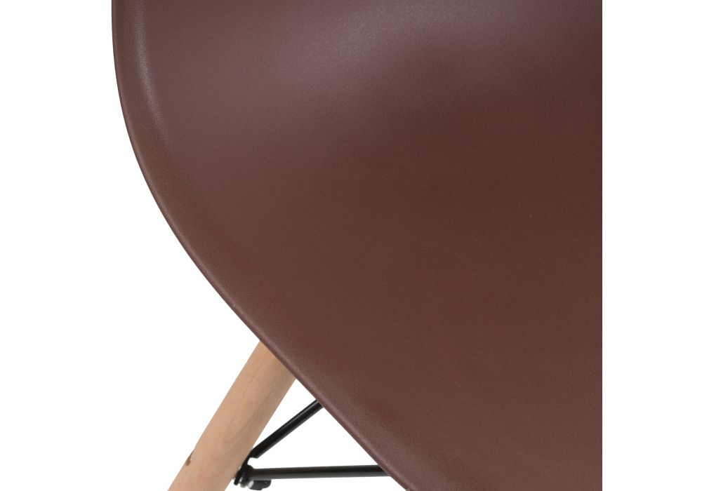 Пластиковый стул Eames PC-015 brown