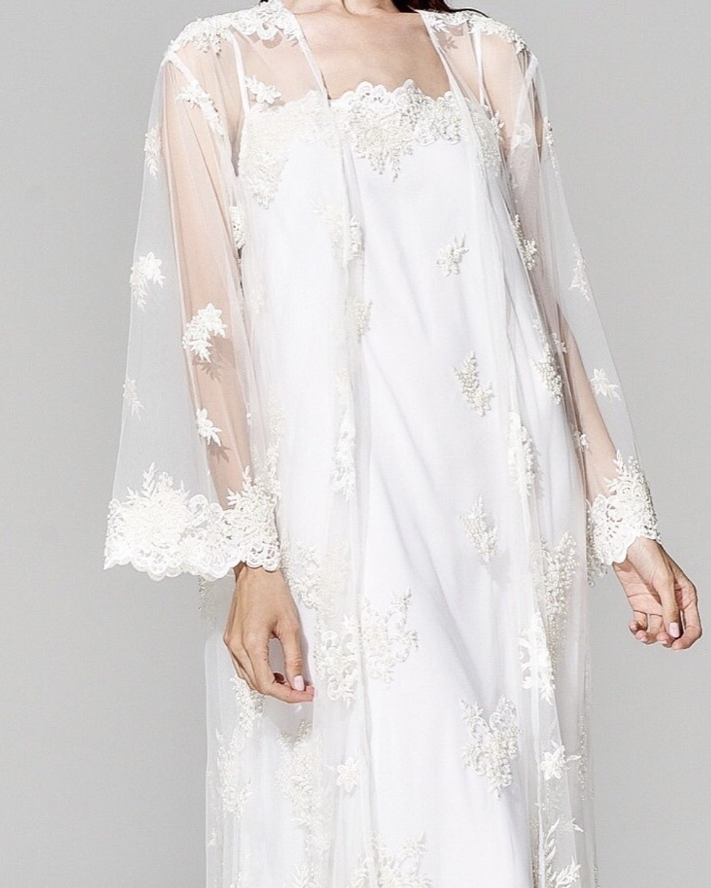 Кардиган с вышивкой ручной работы жемчугом Swarovski