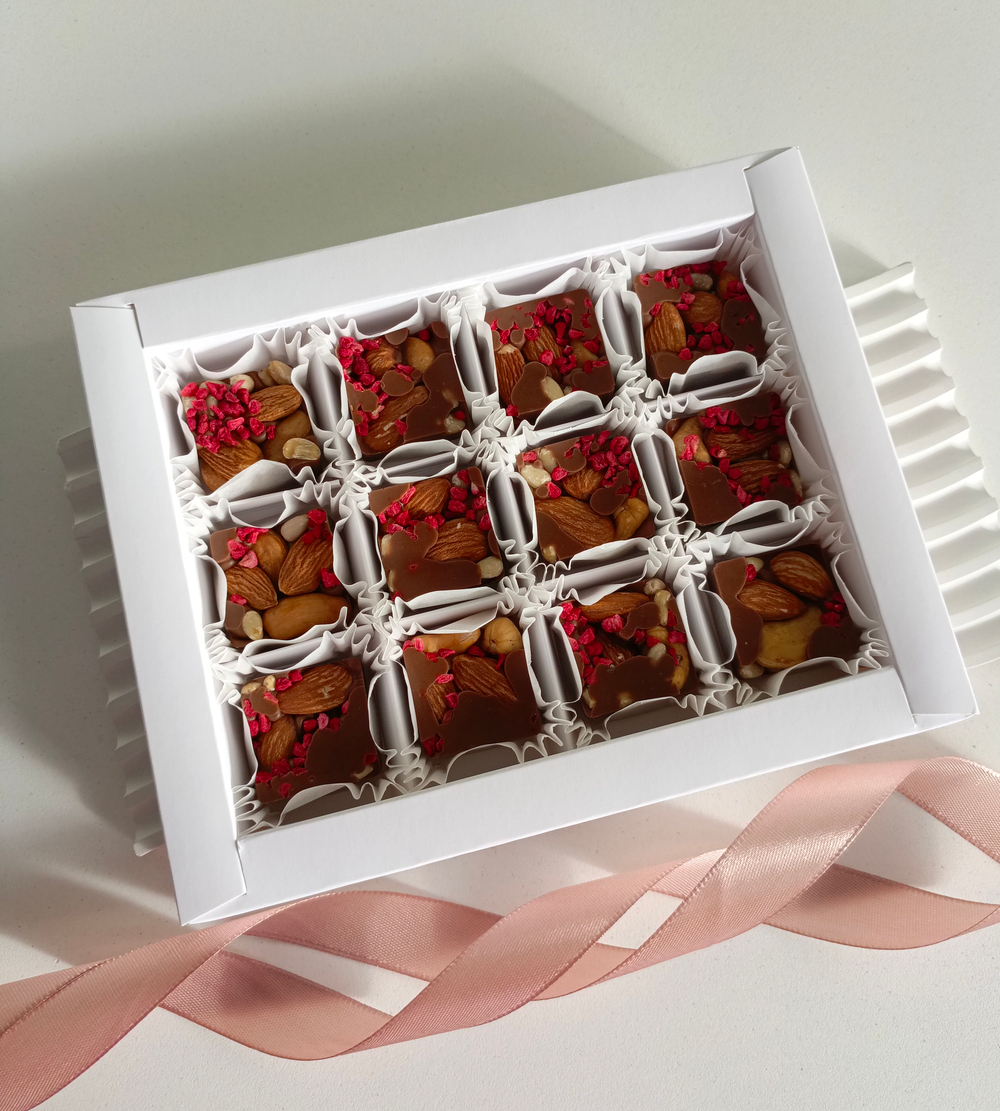 Конфеты ручной работы с орехами