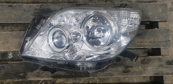 Фара левая Toyota Land Cruiser Prado 150 09-13 Б/У Оригинал 8117060E00