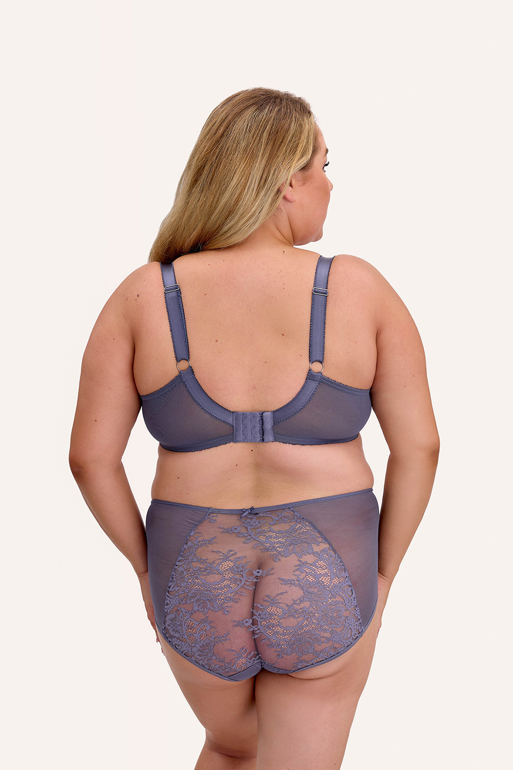 Бюстгальтер Graphite Irys Soft MAXI
