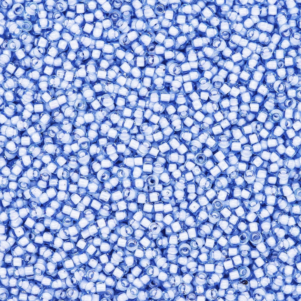 Японский бисер TOHO Round 15/0 (№933), окрашенный изнутри прозрачный