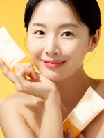 Celimax Осветляющий солнцезащитный крем SPF50 Pore + Dark Spot Brightening Care Sunscreen 50 мл