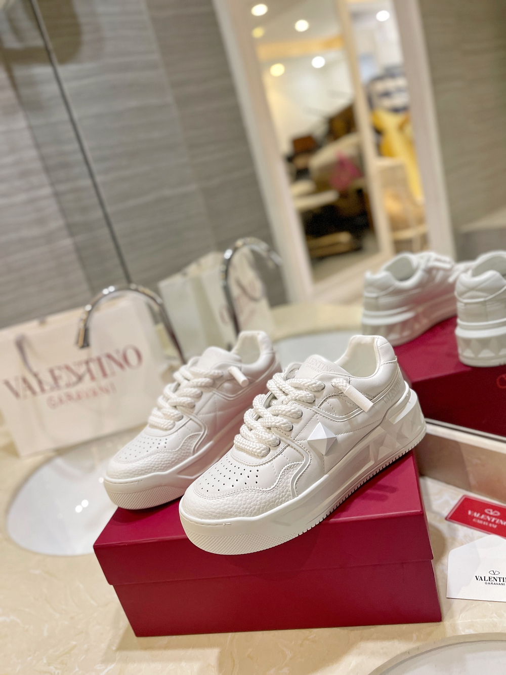 Valentino Sneaker