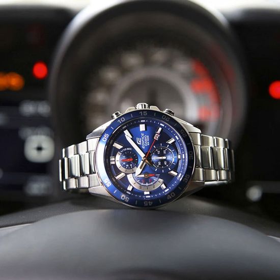 Наручные часы Casio EFV-550D-2A