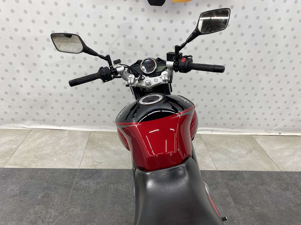 Suzuki GSR250 2015