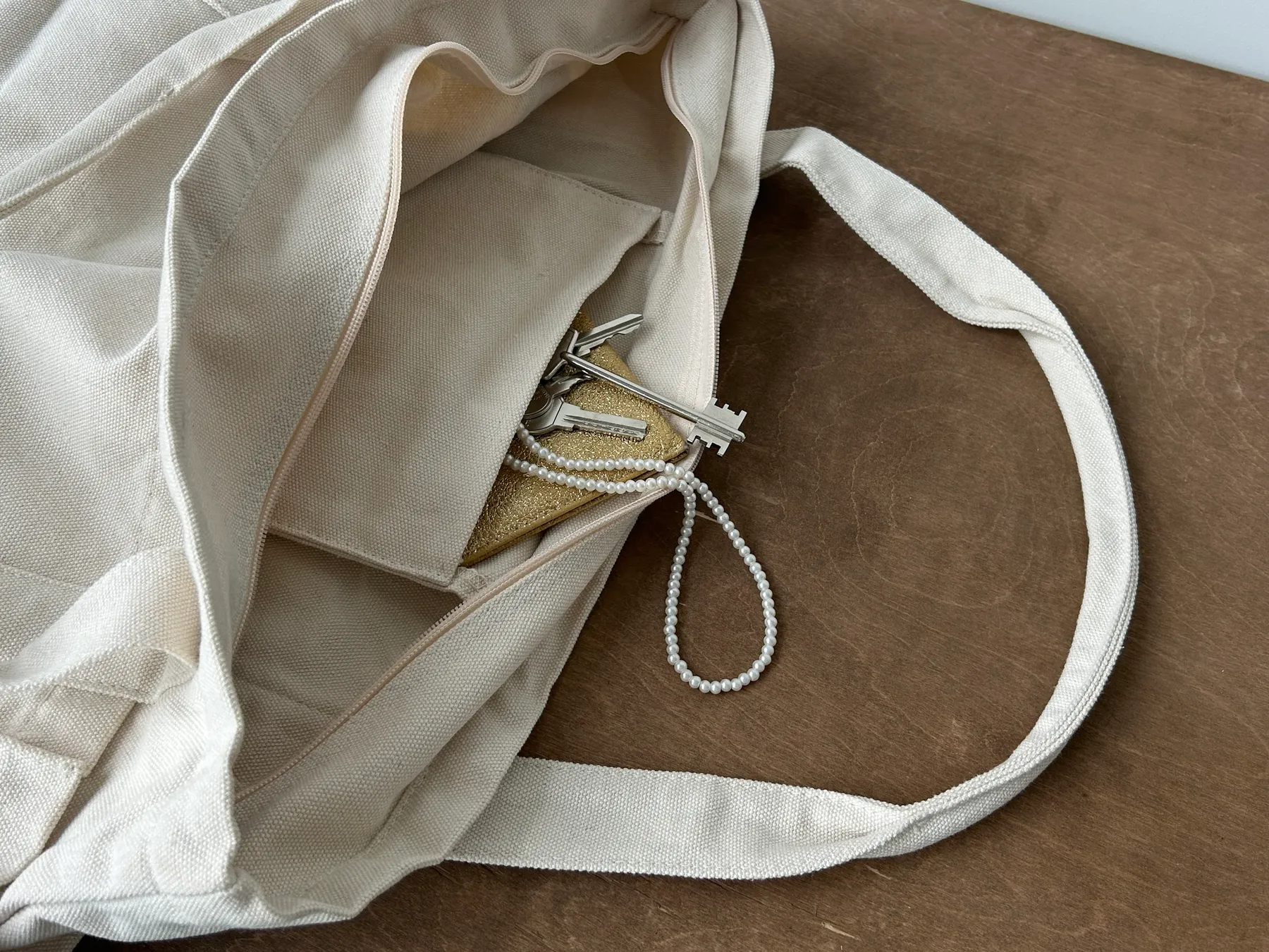 Gallery Item