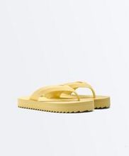 Butter Yellow