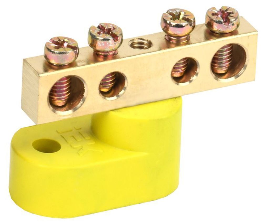 Шина PE "земля" ШНИ-6х9-4-У1-Ж на одном угловом изоляторе IEK YNN10-69-4C1-K05