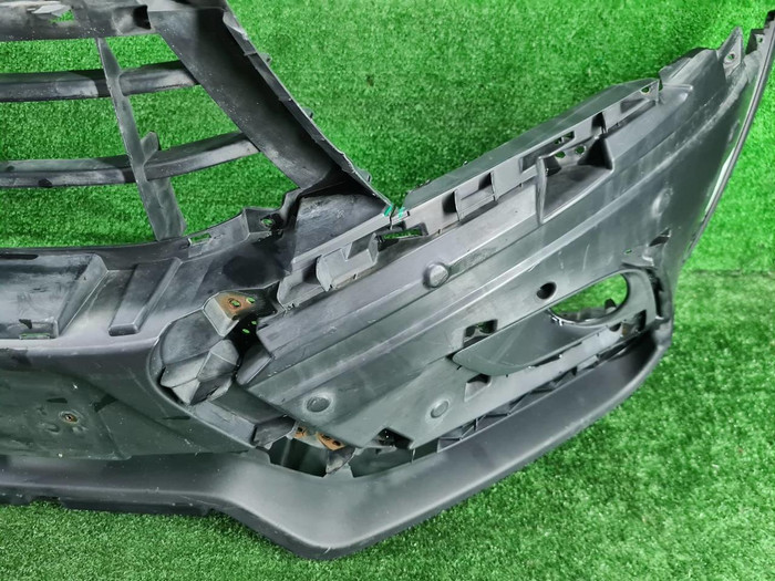 Бампер передний Lada Vesta (2015-н.в.) Cross