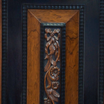 Кабинетный шкаф