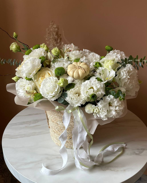 Композиция "Моя тыковка", Эустома, Французская роза, Альстромерия, тыква