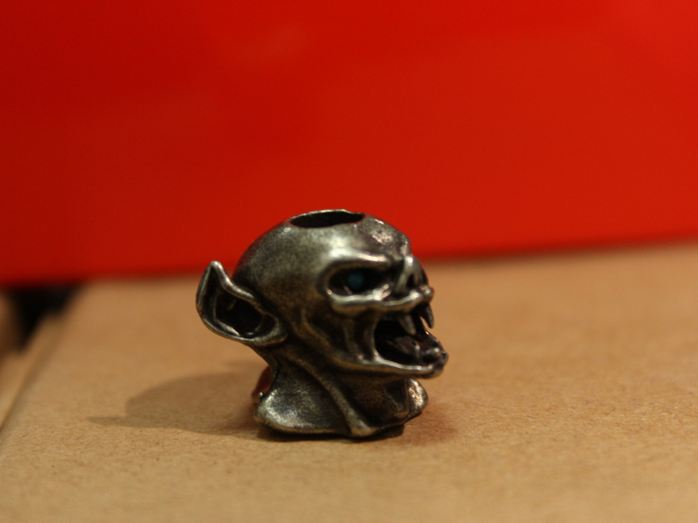 Темлячная бусина "Упырь", желтый метал