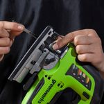 Лобзик акк. Greenworks GD24JS120, 24V, б/щет, 120 мм, 0-3500/мин, 4-ст.маятник, алю.подошва,LED,1х2Ач,ЗУ,кор (3601407CUA)