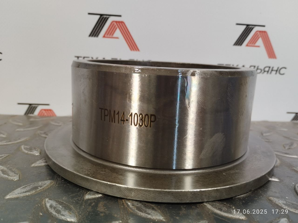 Втулка 17M-50-24170