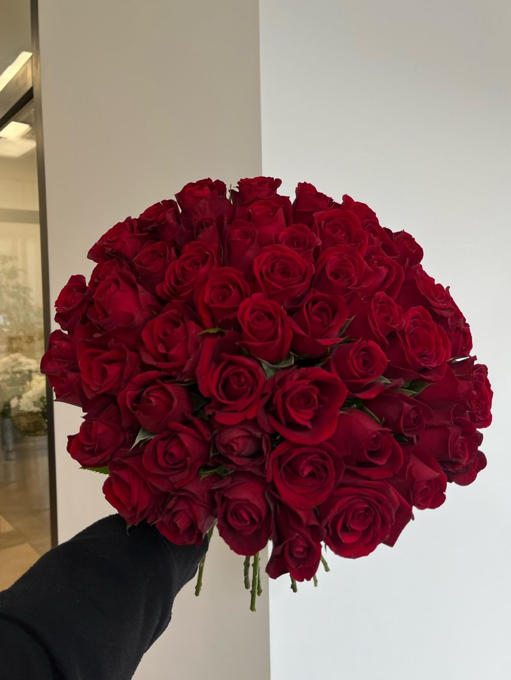 Букет из красной розы (50см) 51 шт под ленту