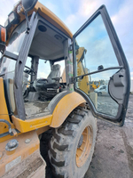 REDSTAR T28* Экскаватор-погрузчик T28/28 (Дизельный, 4,8 л, 102 л.с., АТ)