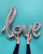 Гирлянда буквы надпись "LOVE" серебро 39" / 100*68 см. (воздух)