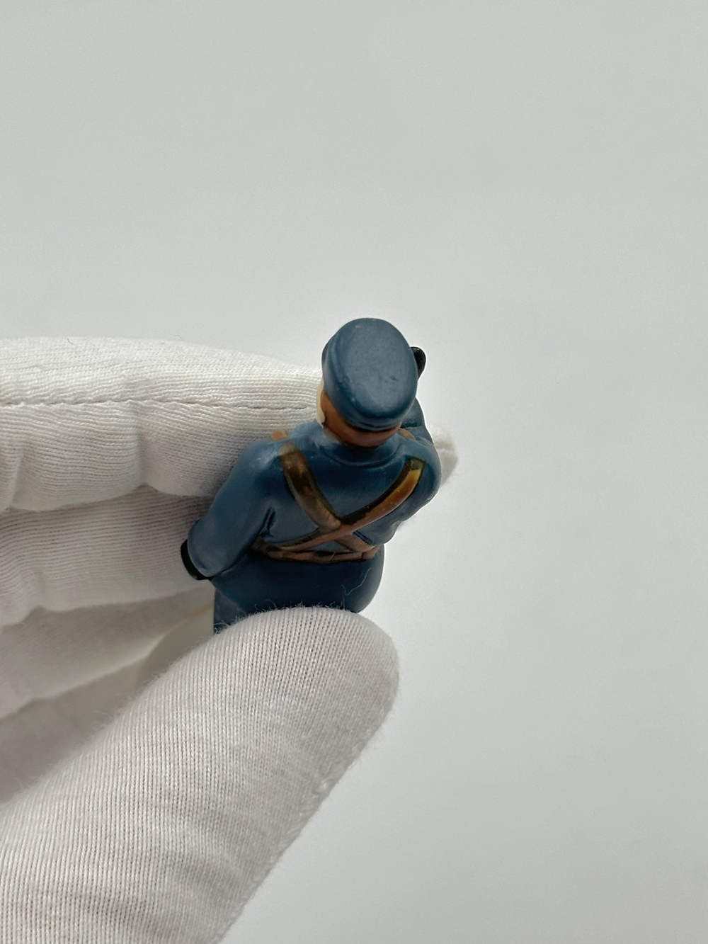 Фигурка Полицейский Department 56