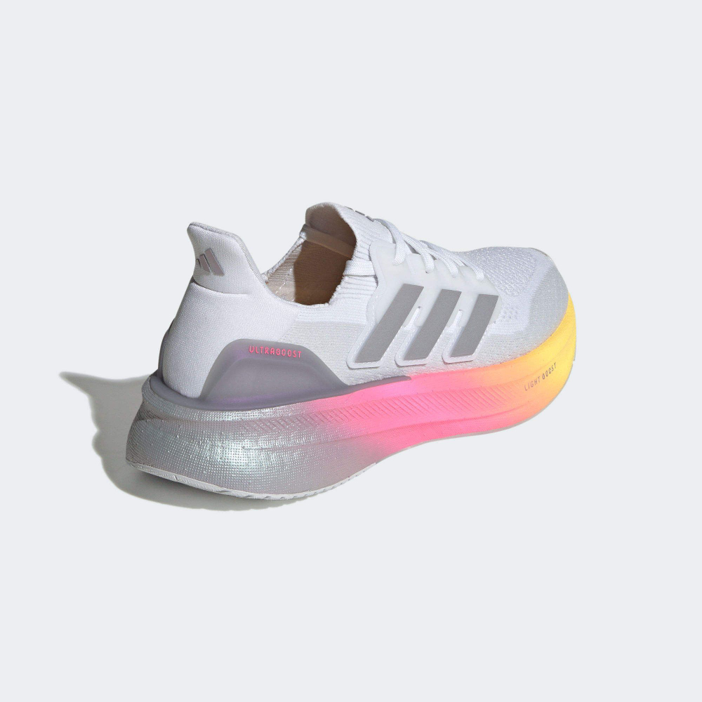 Кроссовки adidas Ultraboost 5.0 W