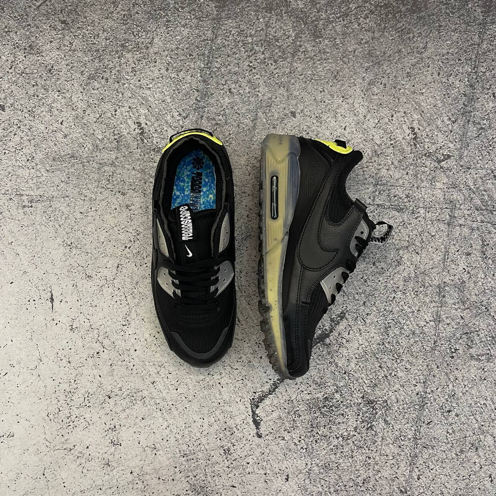 photo_2025-11-21_19-17-58