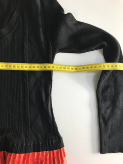 Платье Eleni Viare модное, визуально на 46 размер, новое