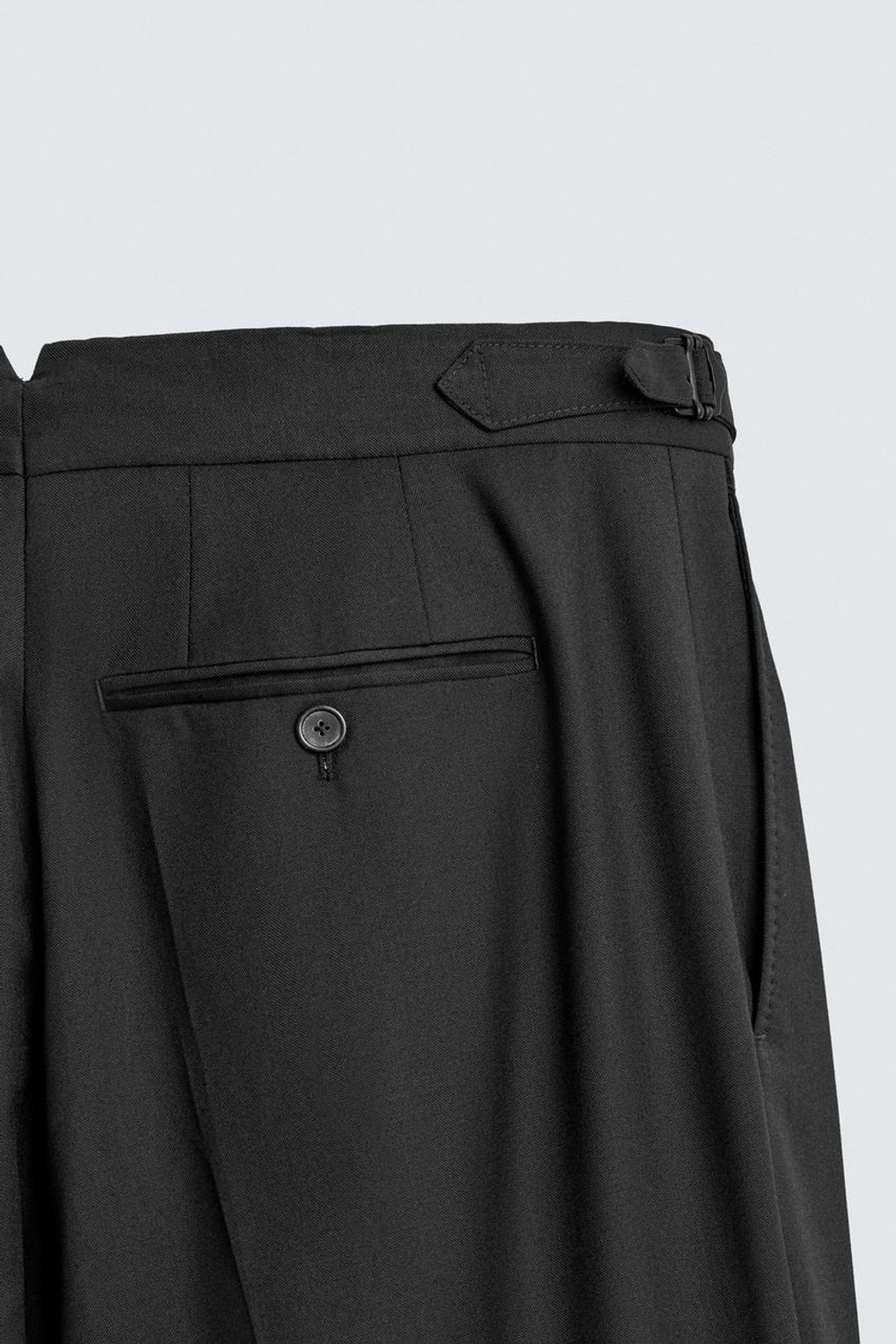 ZARA КОСТЮМНЫЕ БРЮКИ ИЗ 100% ШЕРСТИ С ЗАЩИПАМИ, ЧЕРНЫЙ