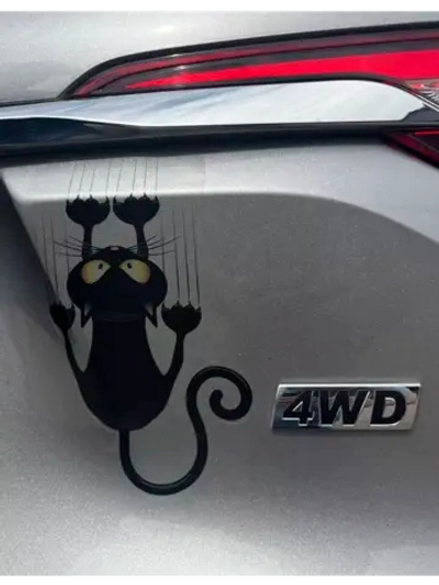 Наклейка на авто кошка на прозрачной основе 20х13 см